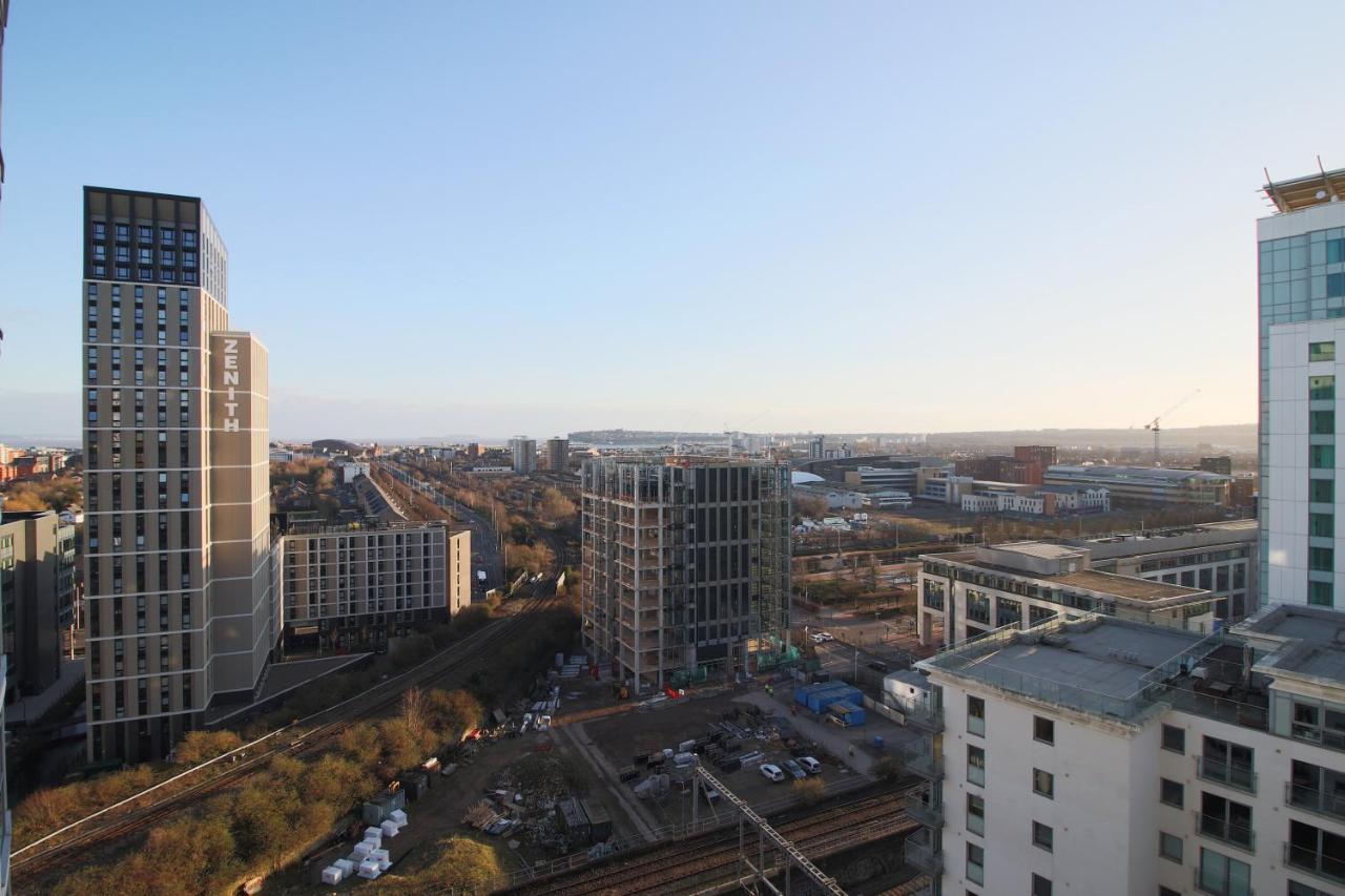 The Skyline - Luxury City Centre Flat With Designated Parking كارديف المظهر الخارجي الصورة