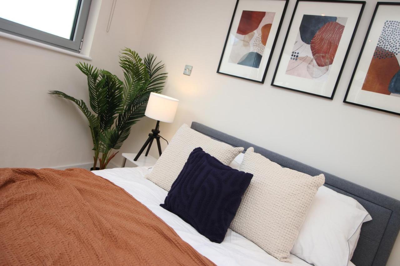 The Skyline - Luxury City Centre Flat With Designated Parking كارديف المظهر الخارجي الصورة