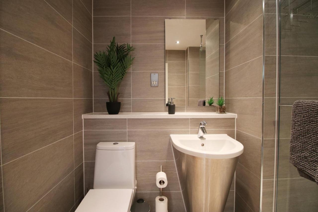 The Skyline - Luxury City Centre Flat With Designated Parking كارديف المظهر الخارجي الصورة