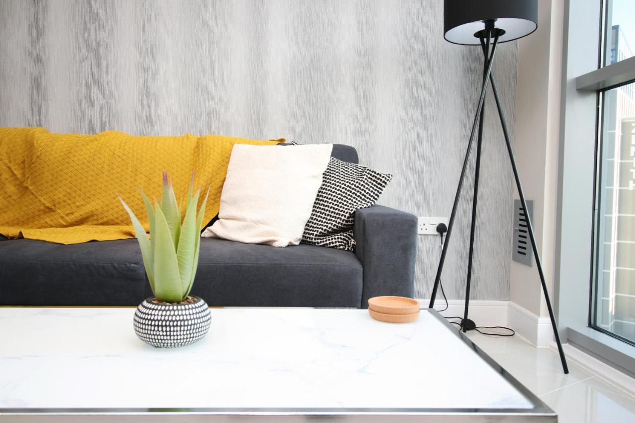The Skyline - Luxury City Centre Flat With Designated Parking كارديف المظهر الخارجي الصورة