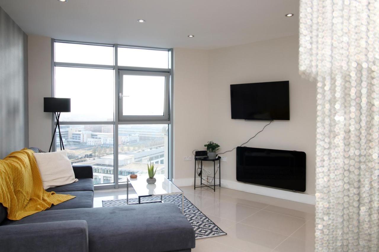 The Skyline - Luxury City Centre Flat With Designated Parking كارديف المظهر الخارجي الصورة