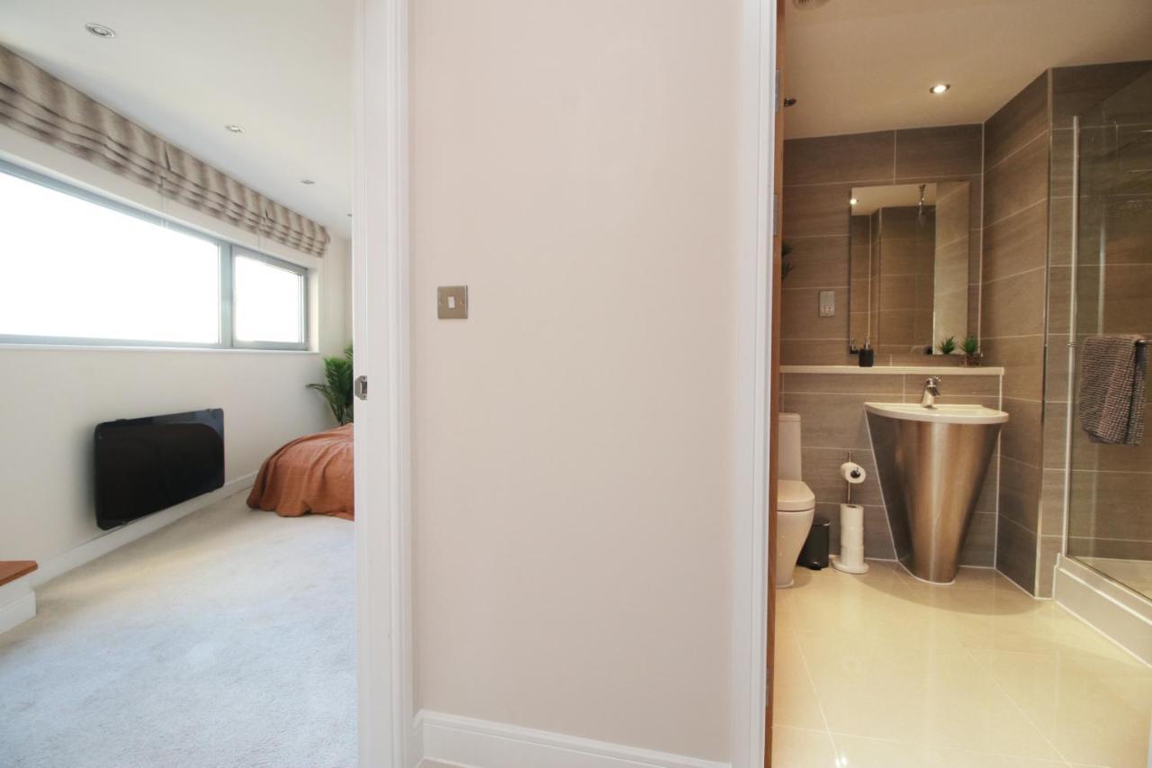 The Skyline - Luxury City Centre Flat With Designated Parking كارديف المظهر الخارجي الصورة