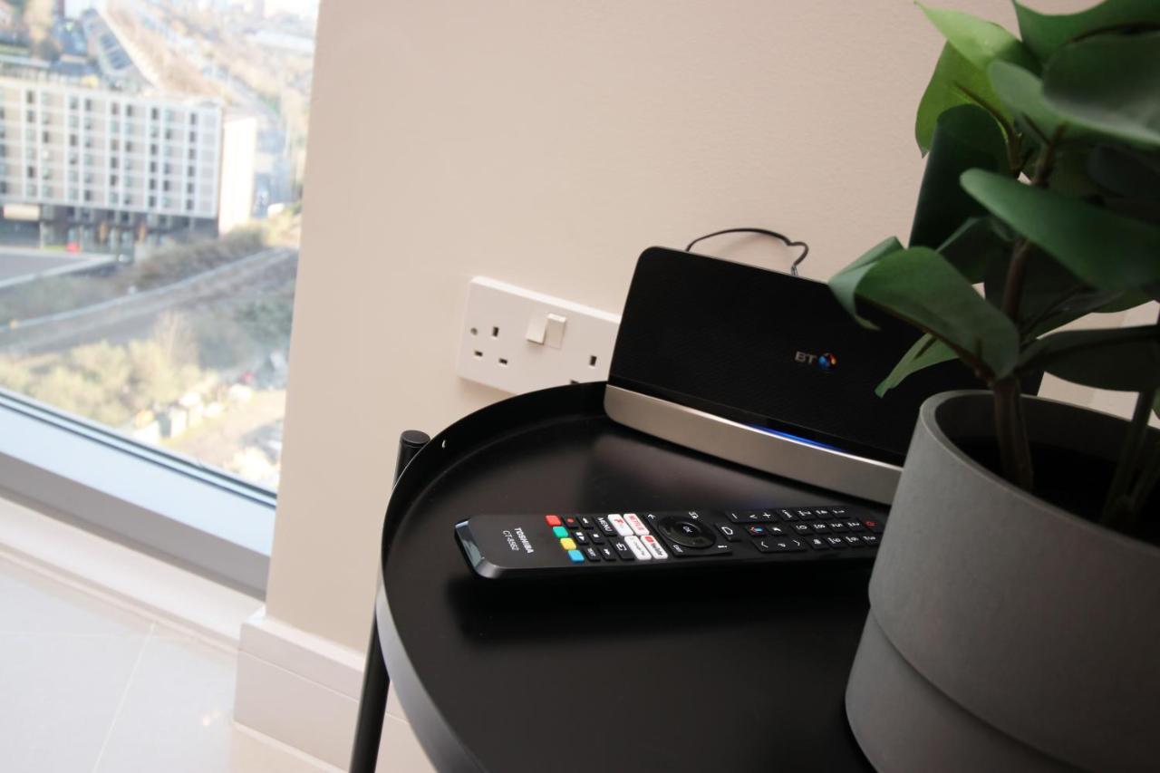 The Skyline - Luxury City Centre Flat With Designated Parking كارديف المظهر الخارجي الصورة